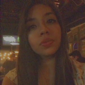 Meet your Posher, Christina